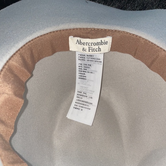 Abercrombie & Fitch Grey hat w/ bow - Picture 3 of 4